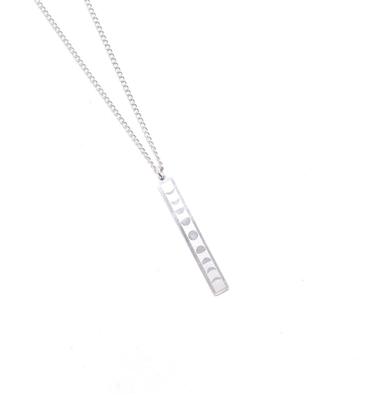 Moon choker